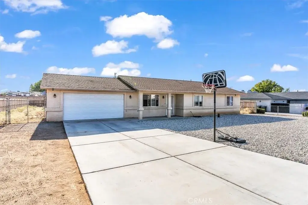 13146 Mohawk, Apple Valley, CA 92308 - #1