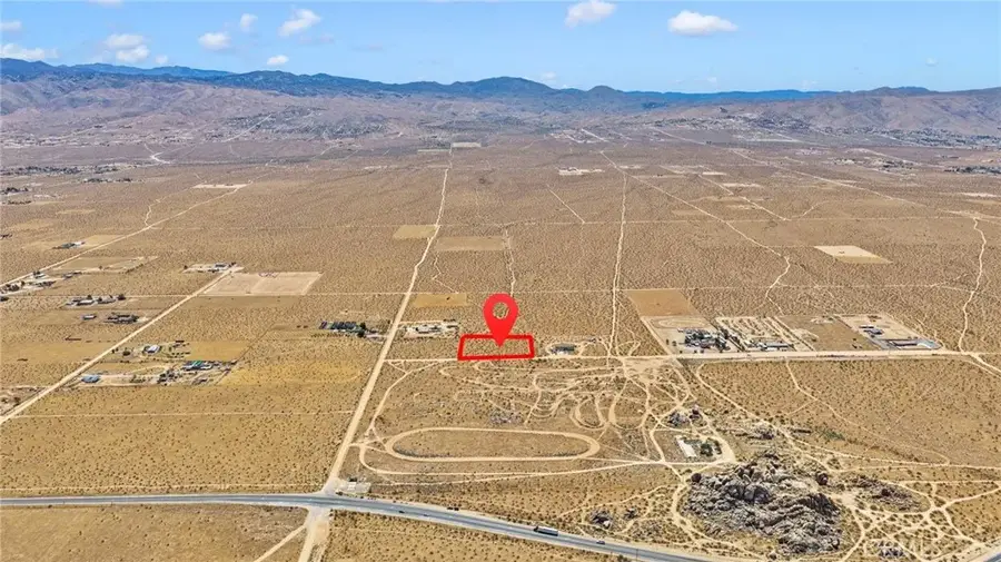 0 Las Piedras, Apple Valley, CA 92308 - #3