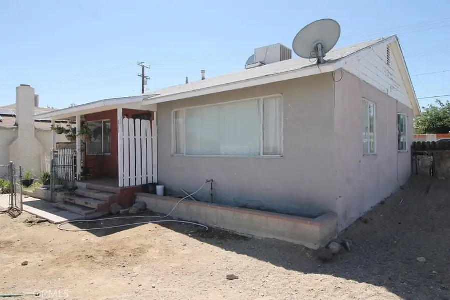 1360 Nancy, Barstow, CA 92311 - #2