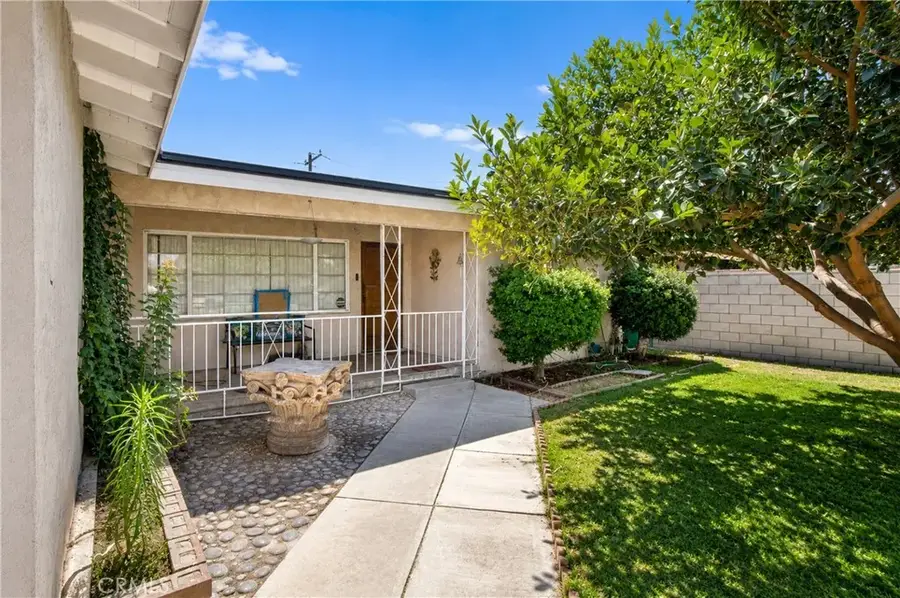 9661 Tamarind Avenue, Fontana, CA 92335 - #3