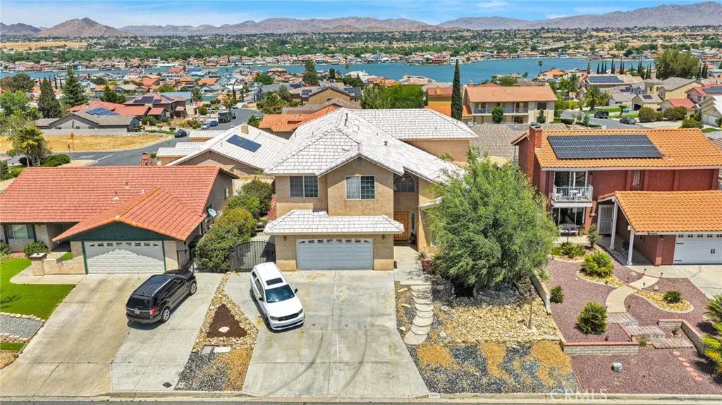 13505 Stoneridge Dr, Victorville, CA 92395 - #1