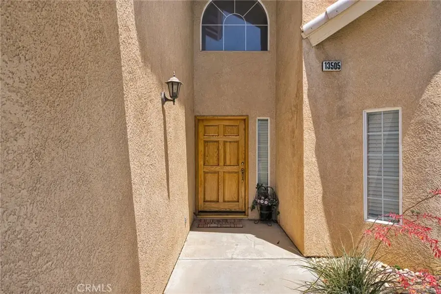 13505 Stoneridge Dr, Victorville, CA 92395 - #3