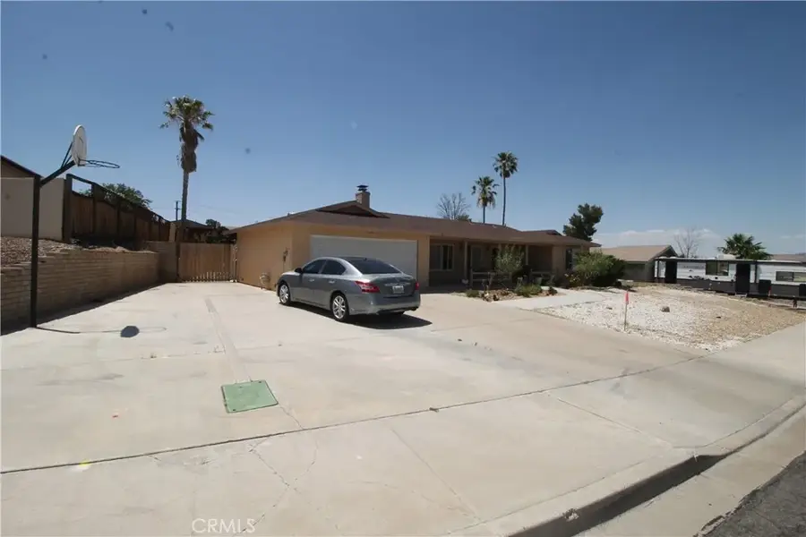 28 Barcelona Court, Barstow, CA 92311 - #2