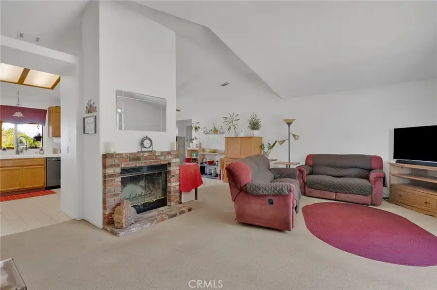 19147 Yucca Street, Hesperia, CA 92345 - #2