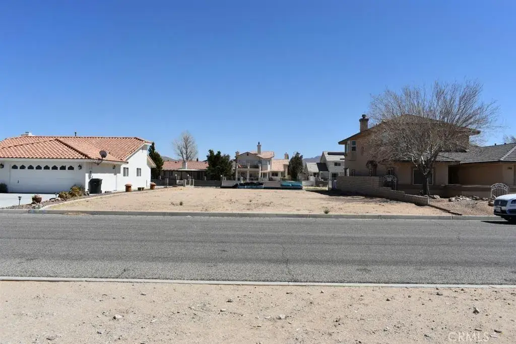 26299 Driftwood, Helendale, CA 92342 - #1