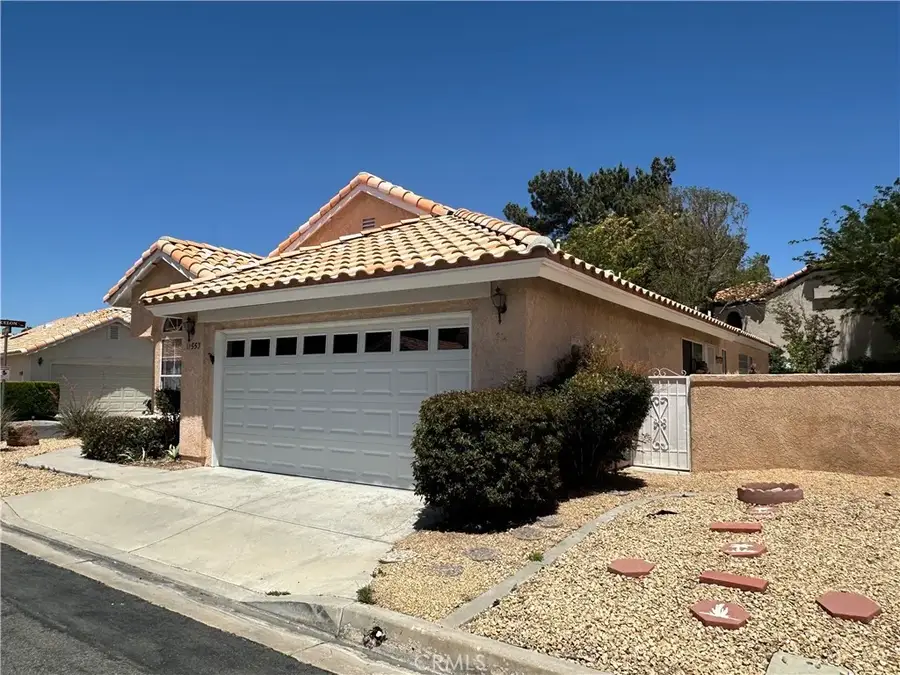 11553 Francisco Place, Apple Valley, CA 92308 - #3