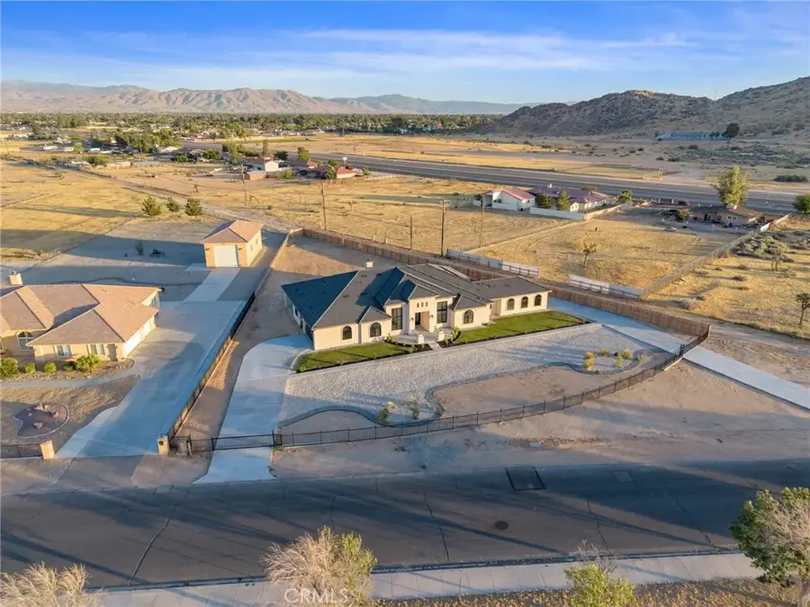 20721 Standing Rock, Apple Valley, CA 92307 - #3