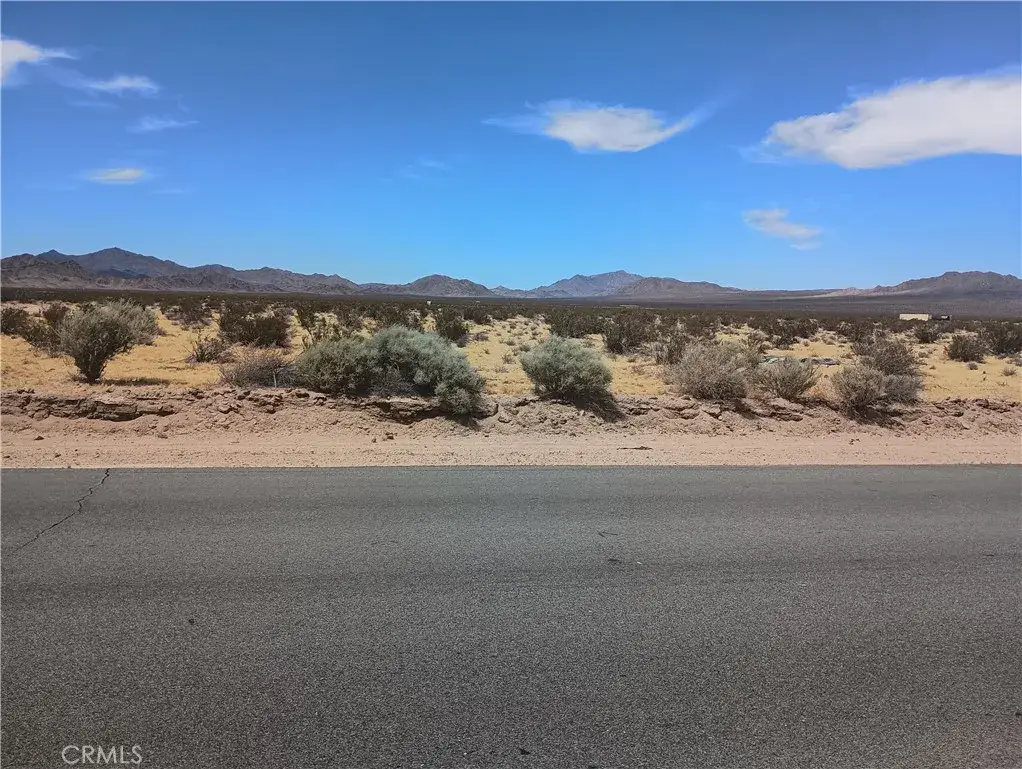 5 North Side, Lucerne Valley, CA 92356 - #1