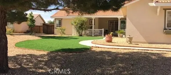 22534 High Vista Place, Apple Valley, CA 92307
