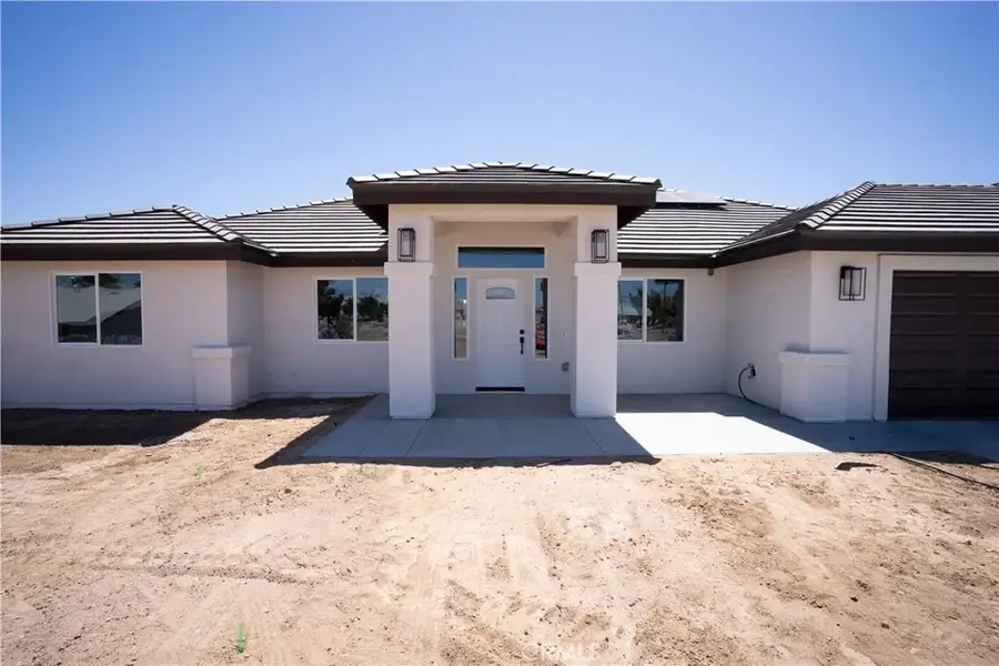 11441 5th Ave, Hesperia, CA 92345 - #2
