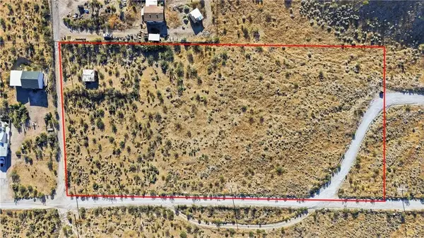 8255 Kiowa, Apple Valley, CA 92308