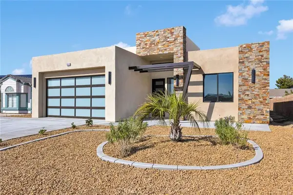 18310 Lakeview Drive, Victorville, CA 92395