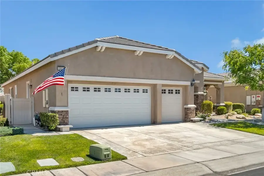 10817 Katepwa Street, Apple Valley, CA 92308 - #2