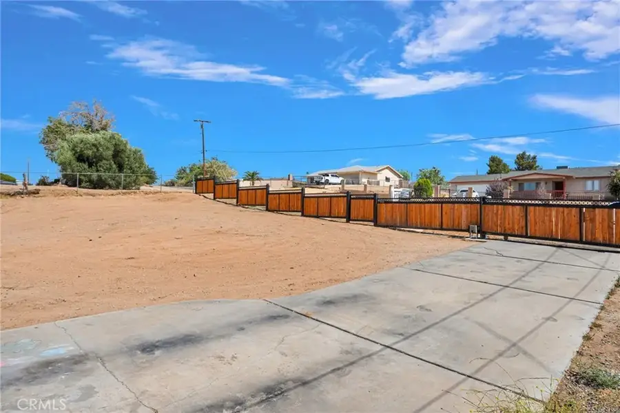 18128 Catalpa Street, Hesperia, CA 92345 - #3