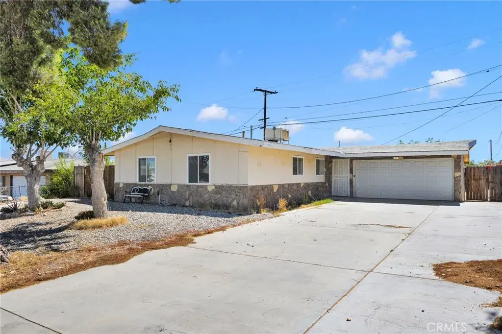 15105 Condor, Victorville, CA 92394 - #1