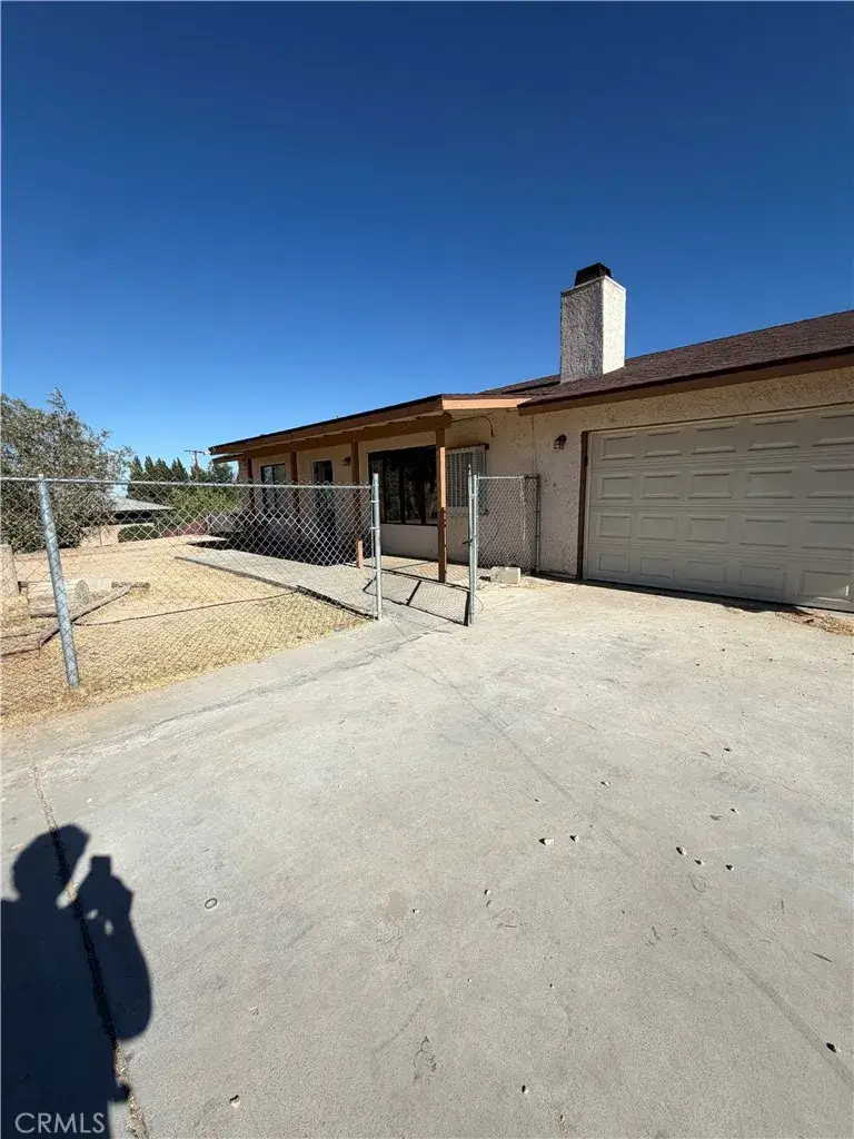 16507 Warwick Street, Victorville, CA 92395 - #2