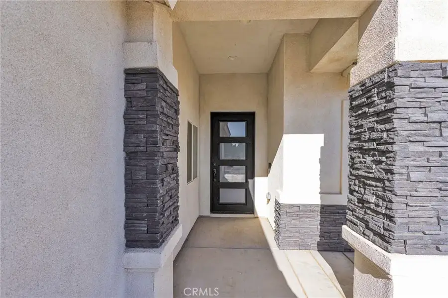 9831 Buttemere, Phelan, CA 92371 - #3