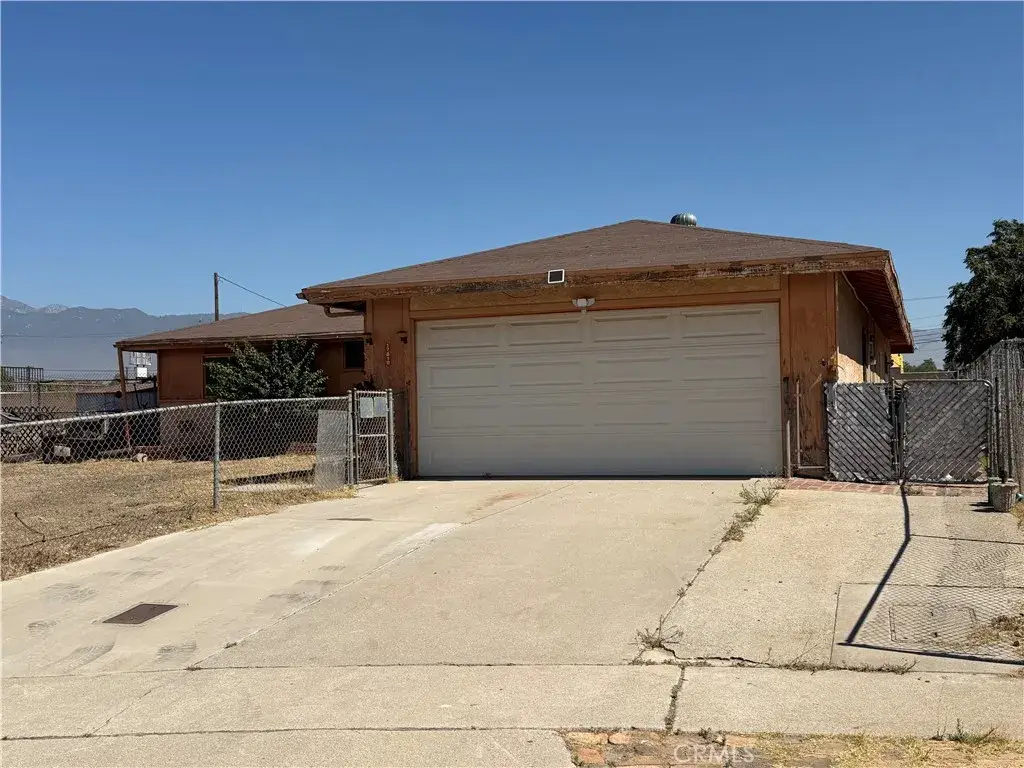 17810 Vine, Fontana, CA 92335 - #1