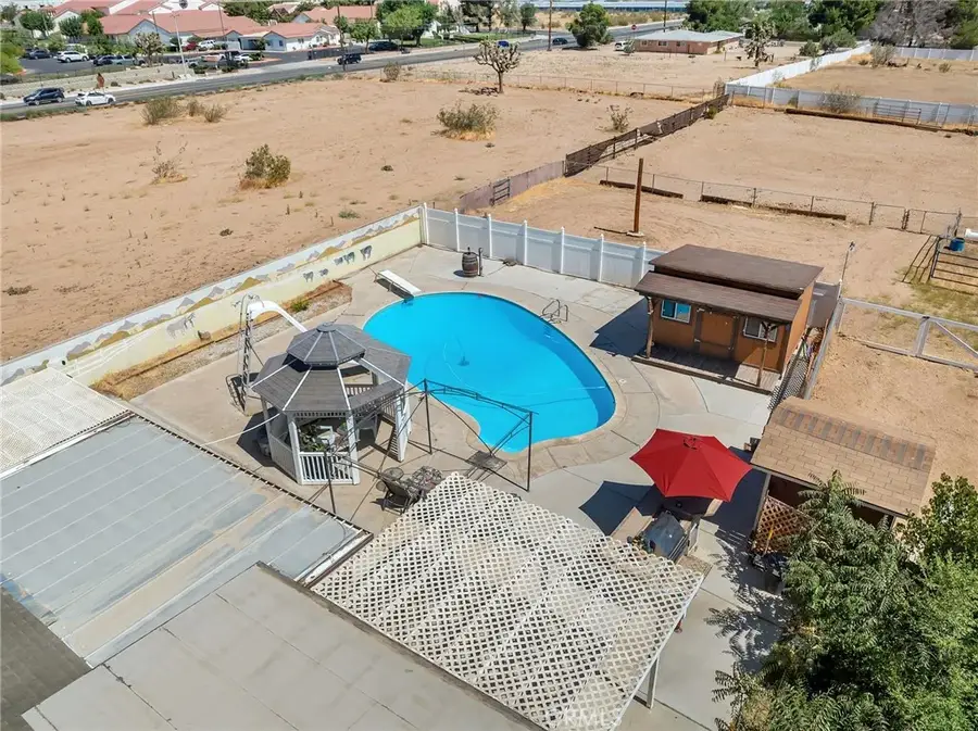 17598 Linden Street, Hesperia, CA 92345 - #2