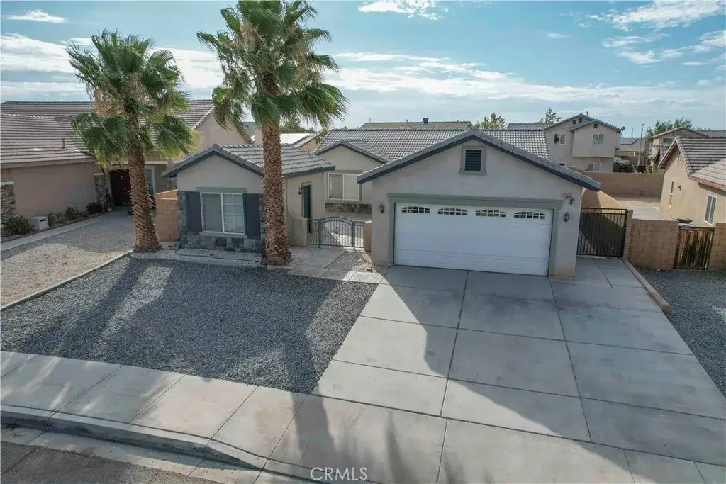 13036 Evanston, Victorville, CA 92392 - #1