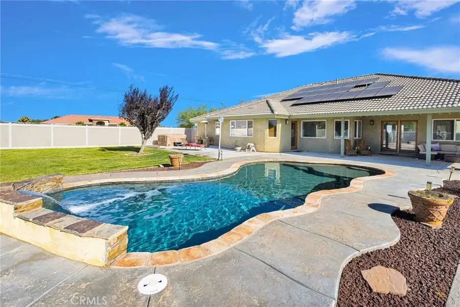 10525 Mono, Phelan, CA 92392 - #2