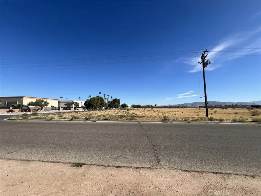 0 Ottawa, Apple Valley, CA 92307 - #2