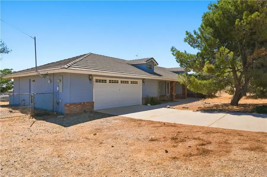 8451 Sky Harbor, Phelan, CA 92371 - #2