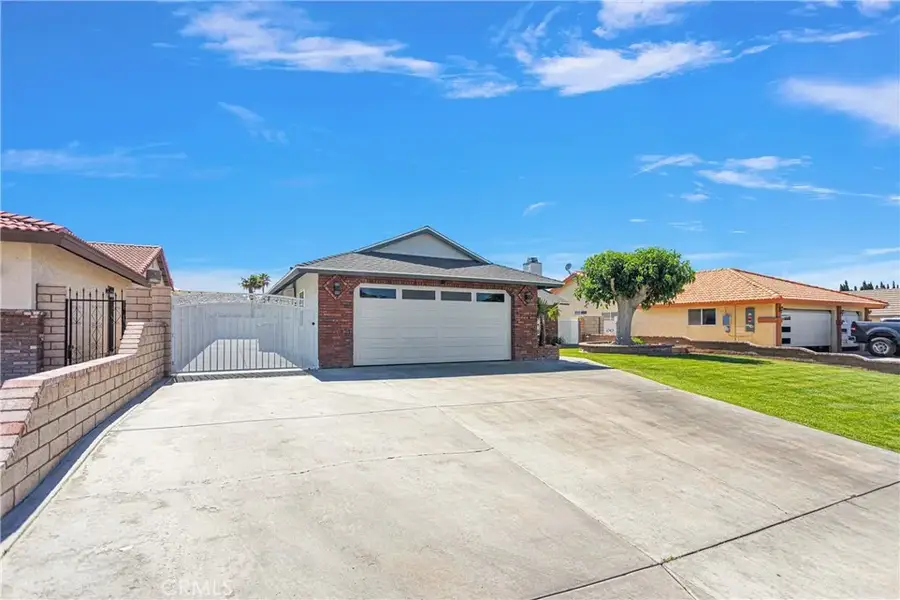 13160 Tamarisk Road, Victorville, CA 92395 - #2