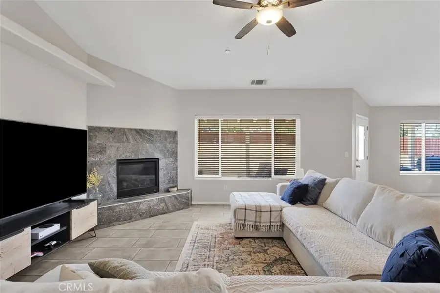 17889 Sycamore, Hesperia, CA 92345 - #3