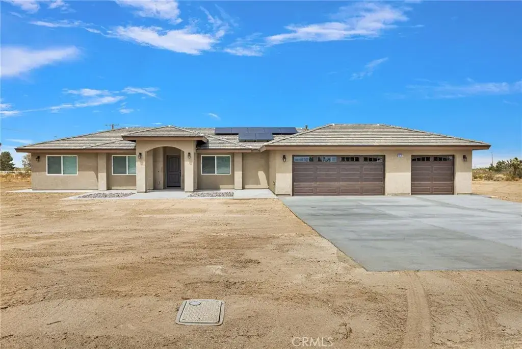 10520 Mono Road, Phelan, CA 92371 - #1
