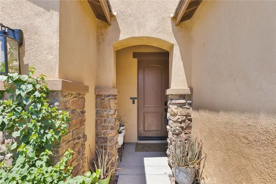 15174 Paseo Verde, Victorville, CA 92394 - #3