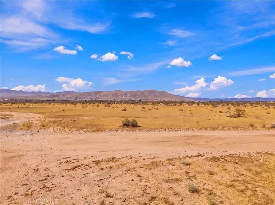 0 Pauhaska, Apple Valley, CA 92308 - #2