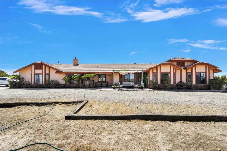 11778 Buffalo, Hesperia, CA 92344 - #2