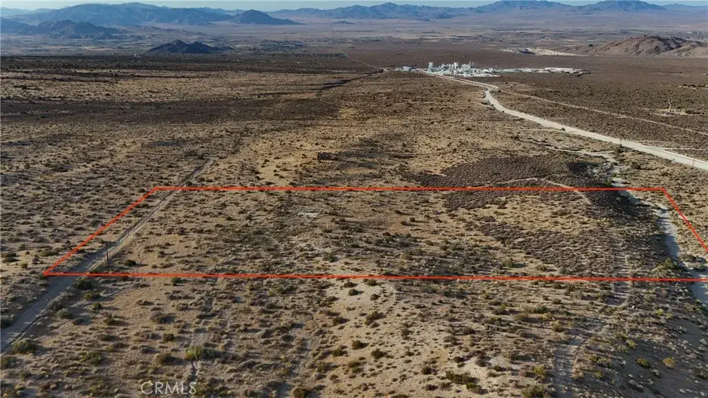 754 Crystal Creek (near), Lucerne Valley, CA 92356 - #1