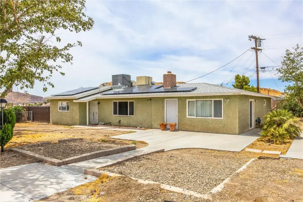 36702 Bel Air, Barstow, CA 92311 - #1