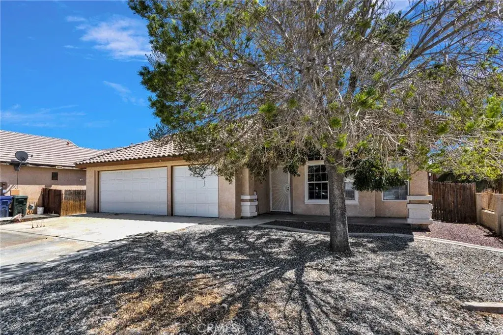13271 Via Robles, Victorville, CA 92392 - #1