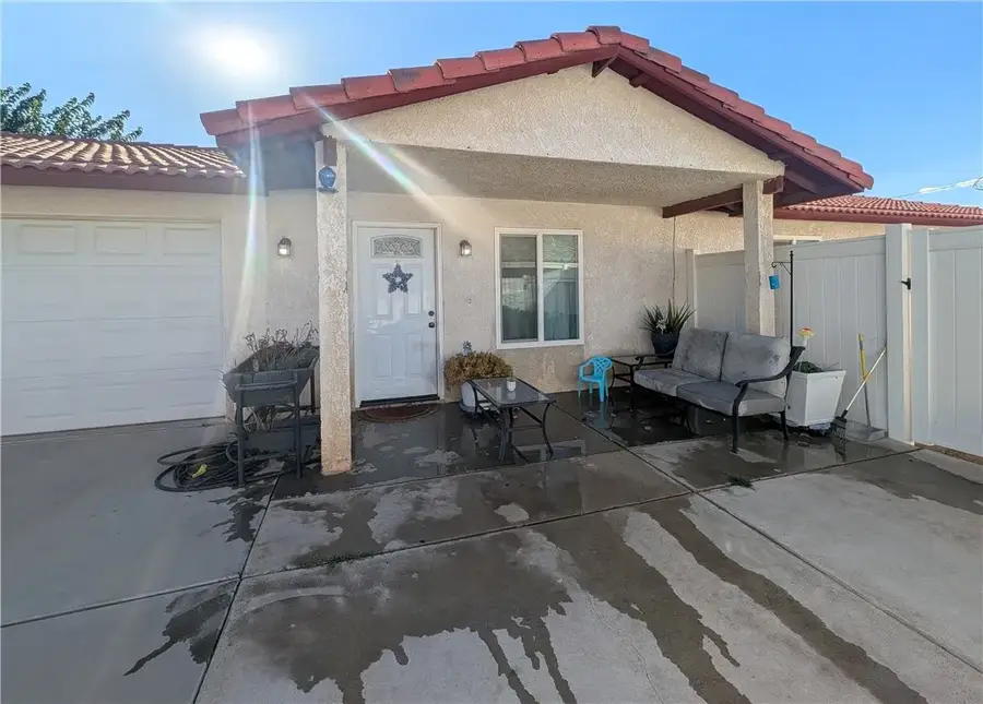 16410 Smoke Tree, Hesperia, CA 92345 - #2