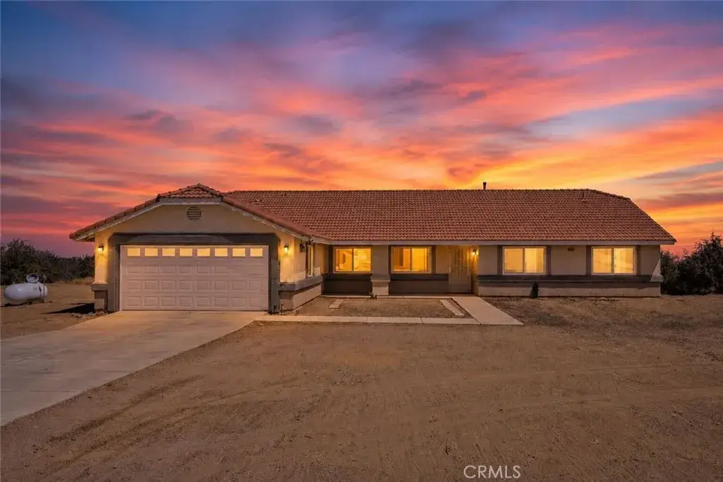 9352 Cedar Street, Oak Hills, CA 92344 - #1