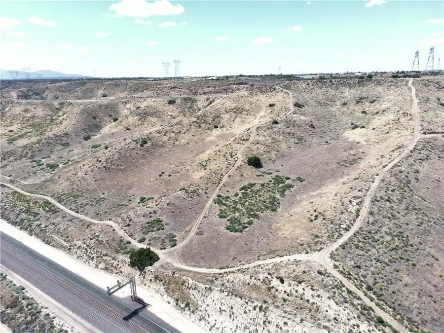 21 Summit Valley, Hesperia, CA 92345 - #2