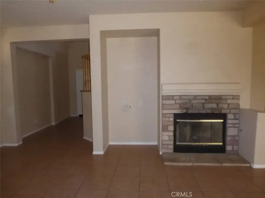 8906 Gentian, Hesperia, CA 92344 - #3