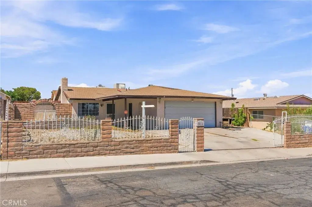 2016 Notre Dame Court, Barstow, CA 92311 - #1