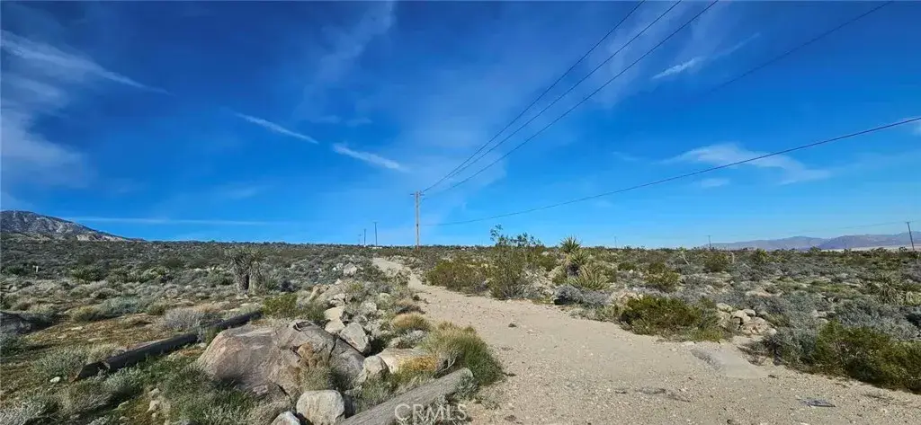 800 Meehleis, Lucerne Valley, CA 92356 - #1