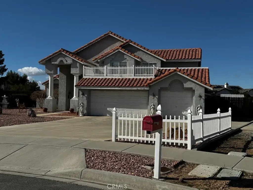 20404 Half Moon Court, Apple Valley, CA 92308 - #1