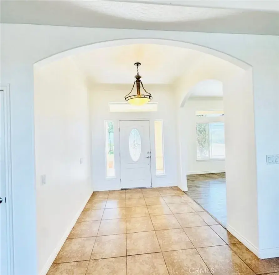 7438 Woodcliff, Phelan, CA 92371 - #3