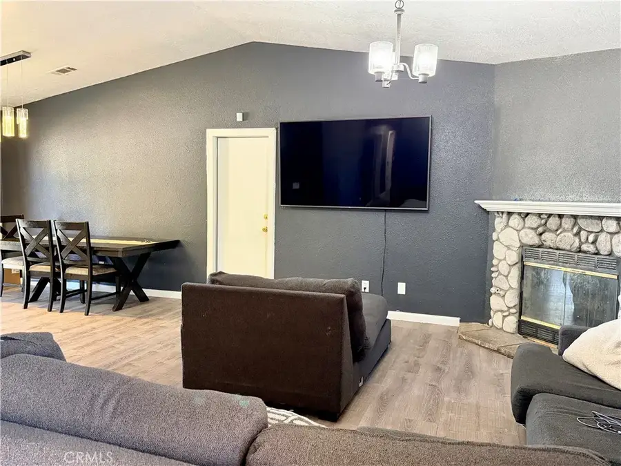 12839 Running Deer Road, Apple Valley, CA 92308 - #3