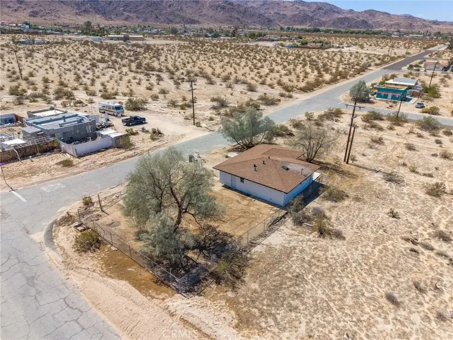 72898 Old Dale Rd, Twentynine Palms, CA 92277 - #2