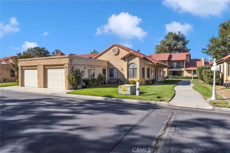 19046 Cedar, Apple Valley, CA 92308 - #2