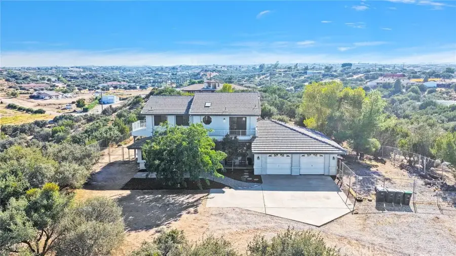10639 Fargo Street, Oak Hills, CA 92344 - #2