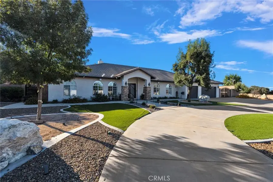 6980 Oak View Court, Oak Hills, CA 92344 - #3