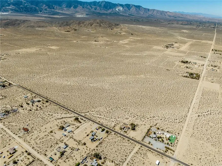 768 Visalia, Lucerne Valley, CA 92356 - #3